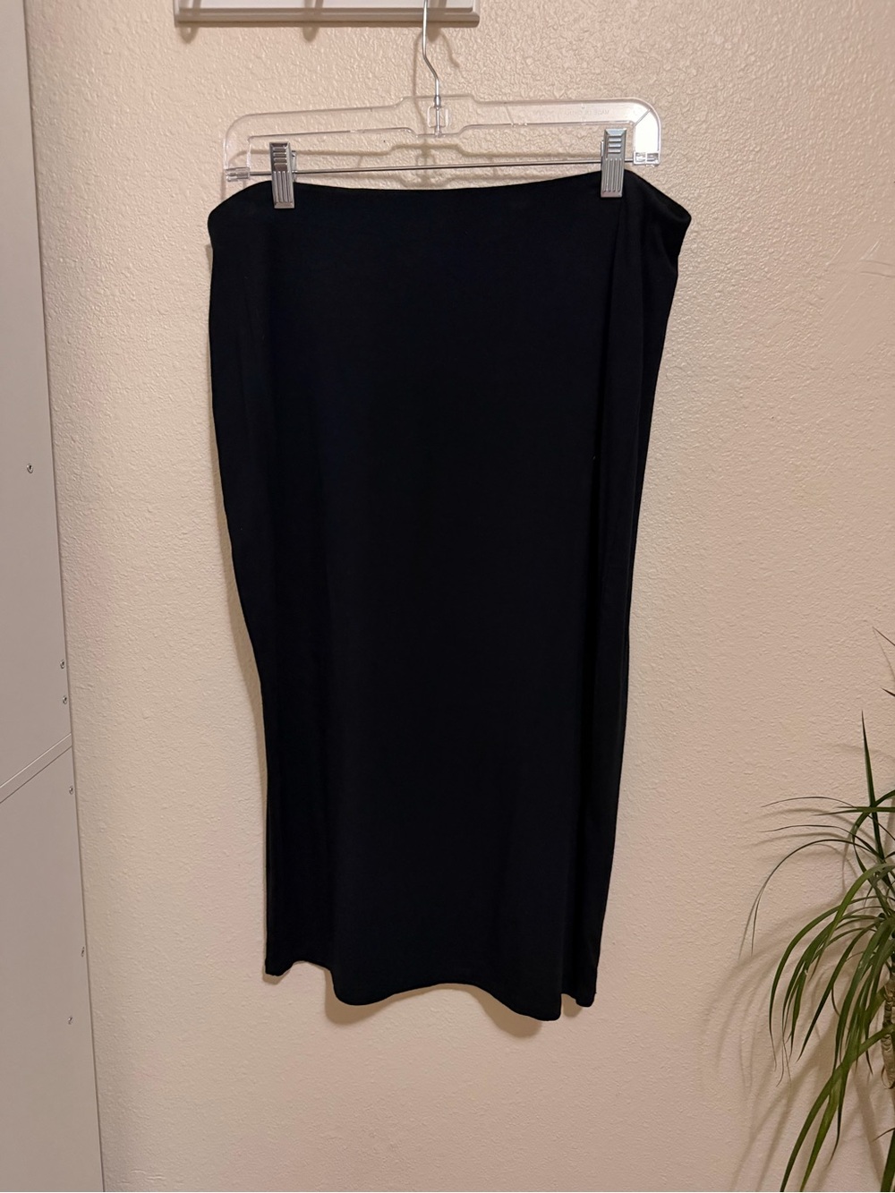 Old Navy Black Midi Skirt
